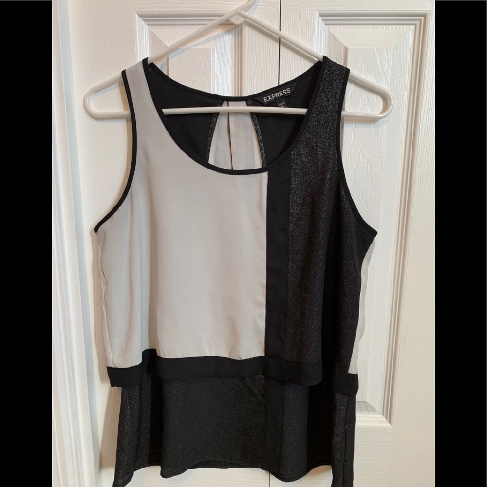 Women’s Sleeveless Dresshirt